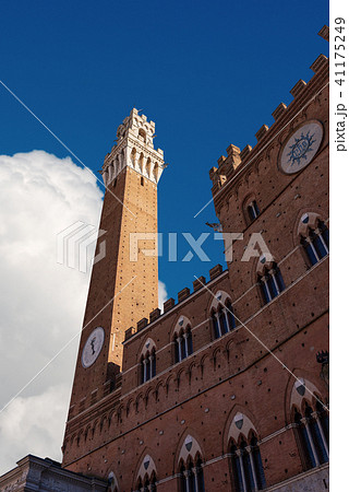 Torre del Mangia - Siena Toscana Italy Torre del Mangia - Siena Toscana Italy 41175249