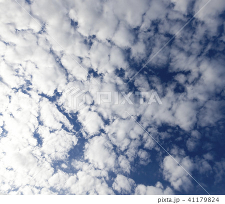 cumulus clouds 41179824