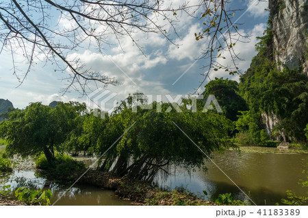 ベトナム Tam coc ベトナム Tam coc 41183389