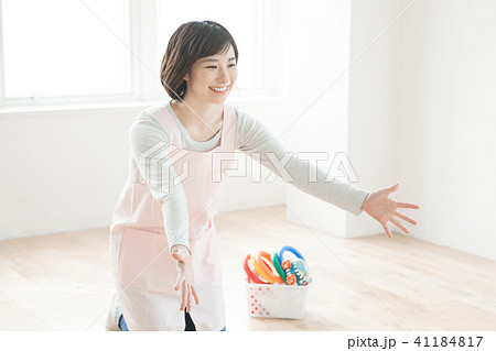 保育士の女性 保育士の女性 41184817