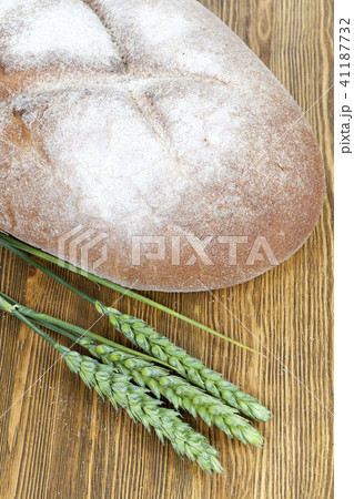 fresh bread fresh bread 41187732