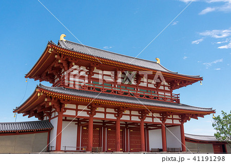 奈良の平城京跡の朱雀門 奈良の平城京跡の朱雀門 41191298