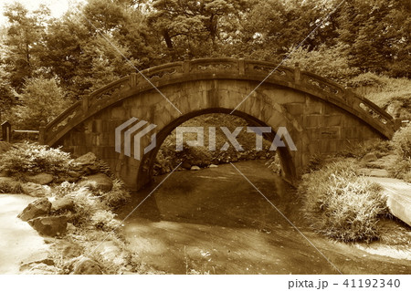 【東京都】小石川後楽園・円月橋 41192340