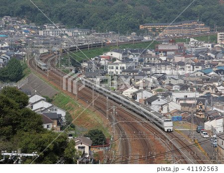山科付近を走るサンダーバード 山科付近を走るサンダーバード 41192563