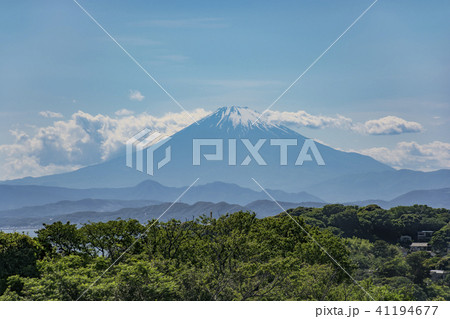 富士山 鎌倉広町緑地眺望スポットより 鎌倉市 の写真素材