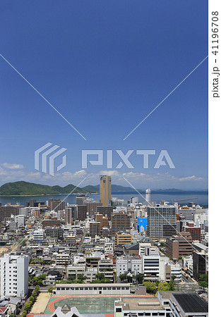 高松市街と瀬戸内海(県立高松高、サンポート高松、女木島、男木島、豊島) 高松市街と瀬戸内海(県立高松高、サンポート高松、女木島、男木島、豊島) 41196708