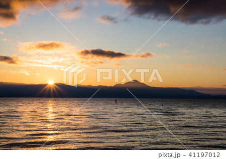 琵琶湖の朝 41197012