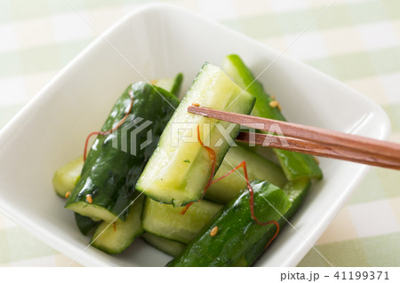 ピリ辛きゅうり 41199371