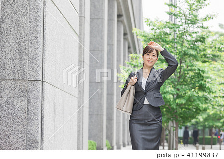 ビジネスウーマン キャリアウーマンの写真素材
