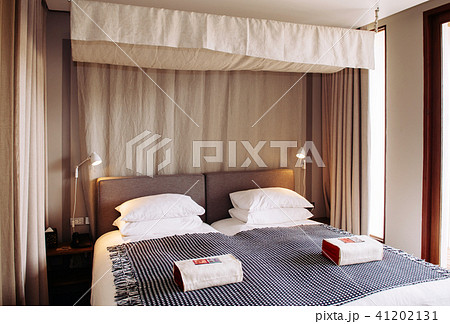 Colonial style bedroom wooden bed curtain, pillows Colonial style bedroom wooden bed curtain, pillows 41202131