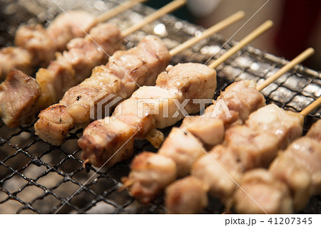 焼き鳥　網焼き 41207345
