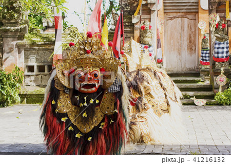 バリの伝統芸能 41216132