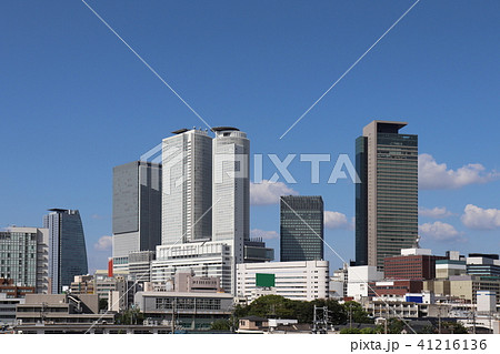名古屋駅周辺の高層ビル群 41216136