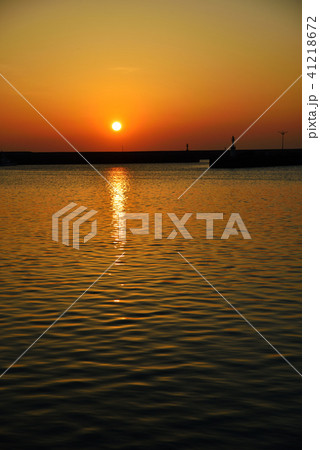 漁港 夕日 夕焼け 41218672