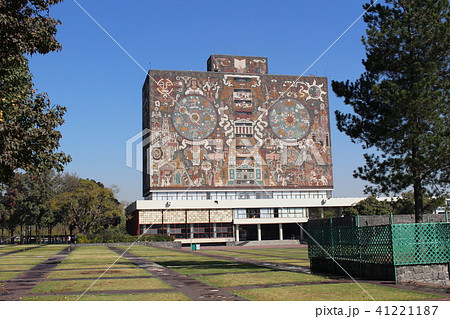 メキシコ国立自治大学の壁画 世界遺産 メキシコシティの写真素材