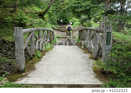 富士山吉田ルート三合目の細尾野橋 富士山吉田ルート三合目の細尾野橋 41222325