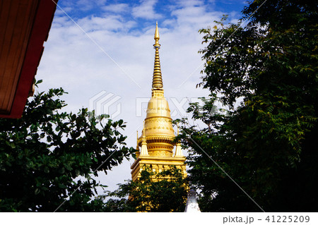 Golden Bodhgaya models in Thailand. 41225209
