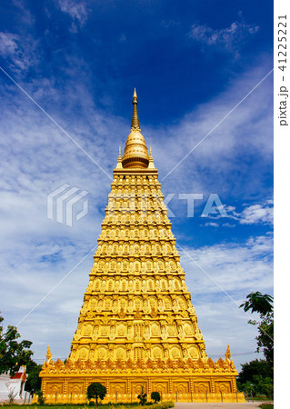 Golden Bodhgaya models in Thailand. Golden Bodhgaya models in Thailand. 41225221