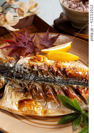 料理 魚料理 韓国料理の写真素材