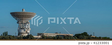 large white radio telescope large white radio telescope 41233001