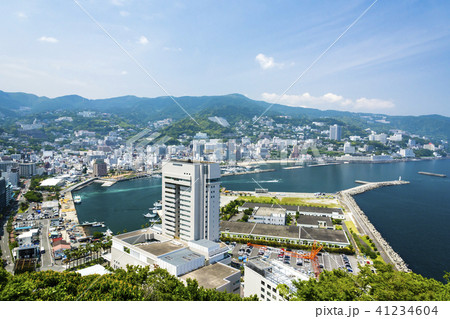 復活する熱海ホテル街と伊豆箱根の山脈 復活する熱海ホテル街と伊豆箱根の山脈 41234604