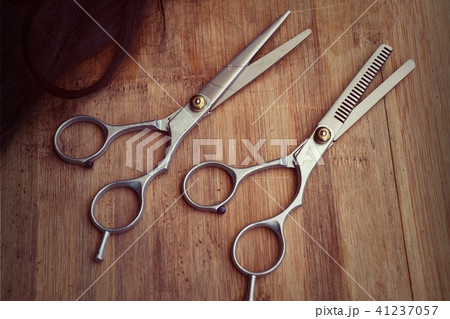 Barber scissors hair cutting 41237057