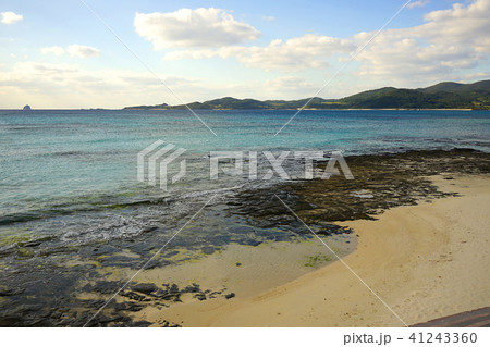 沖縄県久米島・畳岩 41243360