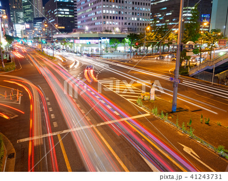 大阪 夜の梅田新道交差点 大阪 夜の梅田新道交差点 41243731