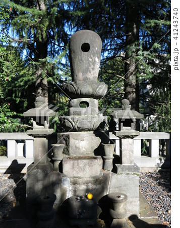 文京区の麟祥院にある春日局の墓 41243740