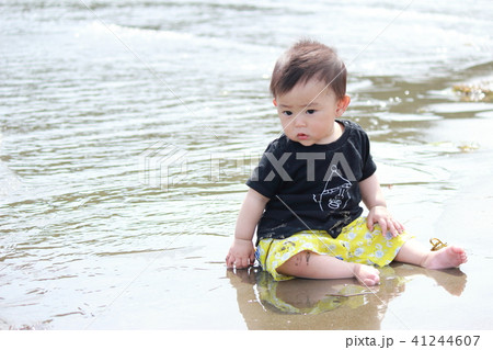 初めての海 41244607