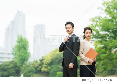 ビジネスマン 男女 ビジネスマン 男女 41244761