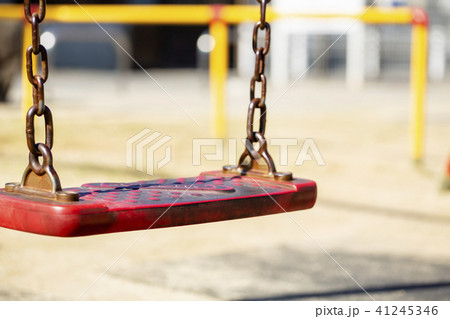 公園のブランコ 41245346