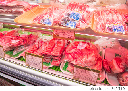 韓国　チェジュ島　東門市場の肉屋 41245510