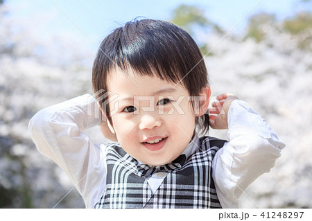 新入園　子供 41248297