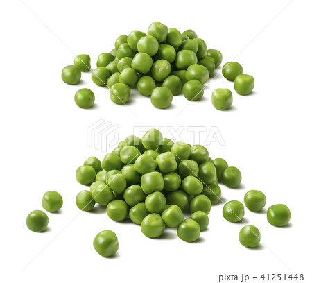 Green peas pile set isolated on white background Green peas pile set isolated on white background 41251448