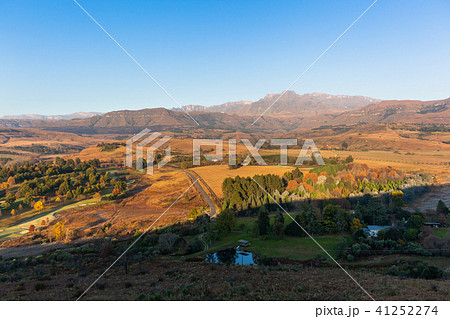 Drakensberg Mountains Champagne Castle Landscape Drakensberg Mountains Champagne Castle Landscape 41252274