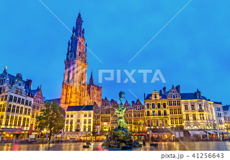The Cathedral of Our Lady and the Silvius Brabo Fountain on the Grote Markt Square in Antwerp 41256643