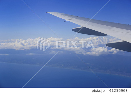飛行機からの雲の景色 飛行機からの雲の景色 41256963