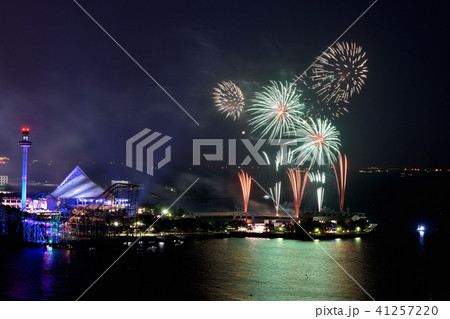 八景島シーパラダイス打上花火 41257220