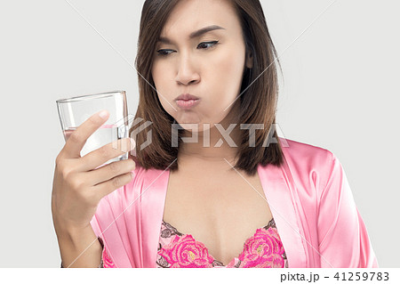 Gargling Gargling 41259783