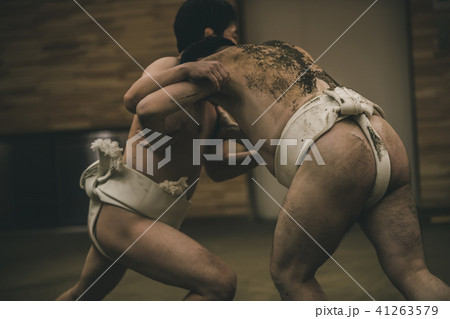Sumo wrestling Sumo wrestling 41263579
