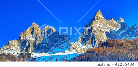 snow mountains and rocks near Chamonix, French Alps 41265434