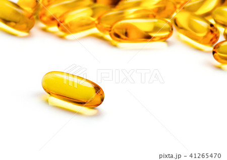 Omega 3 gel capsules 41265470