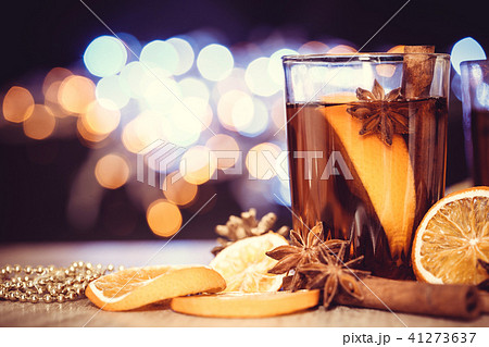 Mulled wine in night celebration Mulled wine in night celebration 41273637