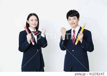 高校生 勉強 塾 女性 友達 男性 カップル 高校生 勉強 塾 女性 友達 男性 カップル 41276147