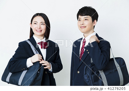 高校生　勉強　塾　女性　友達　男性　カップル 41276205