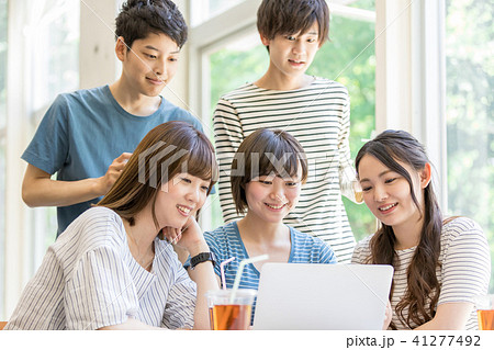 大学生・専門学生 イメージ 大学生・専門学生 イメージ 41277492