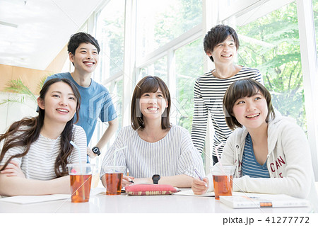 大学生・専門学生 イメージ 大学生・専門学生 イメージ 41277772