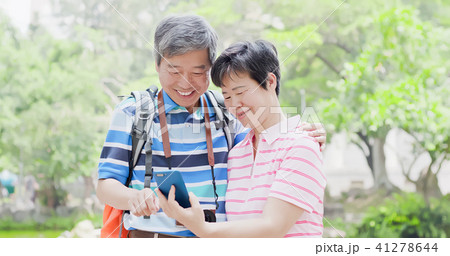 old couple go travel old couple go travel 41278644