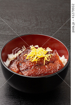 さんまの蒲焼き丼 41279932